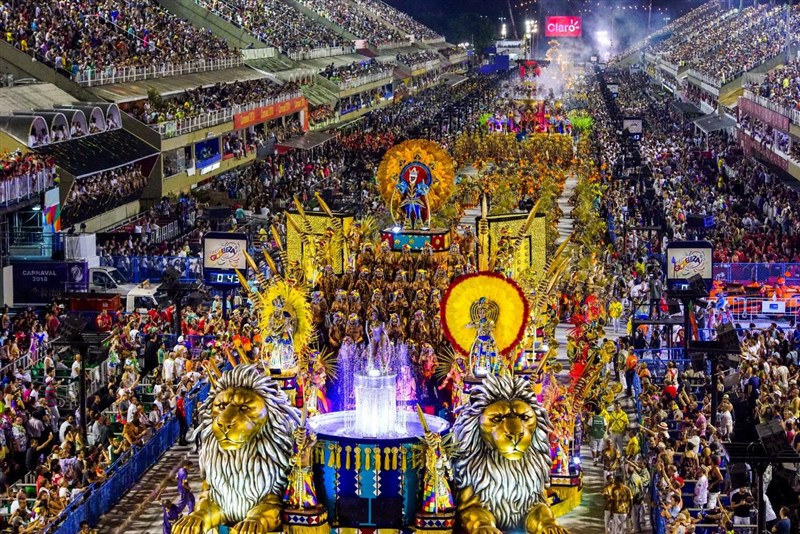 Lebanon for the first time in the Brazilian Carnival